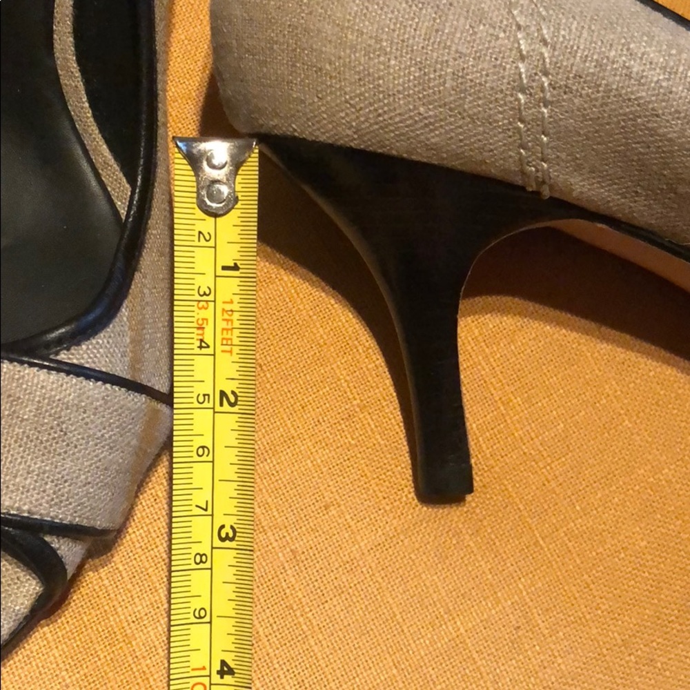Never worn Banana Republic Canvas Tweed Heels - Picture 11 of 11